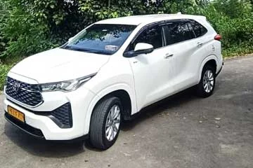 Innova Hycross